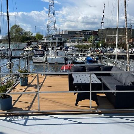 Premium Hausboot Blaue Lagune Lubeck Exterior photo