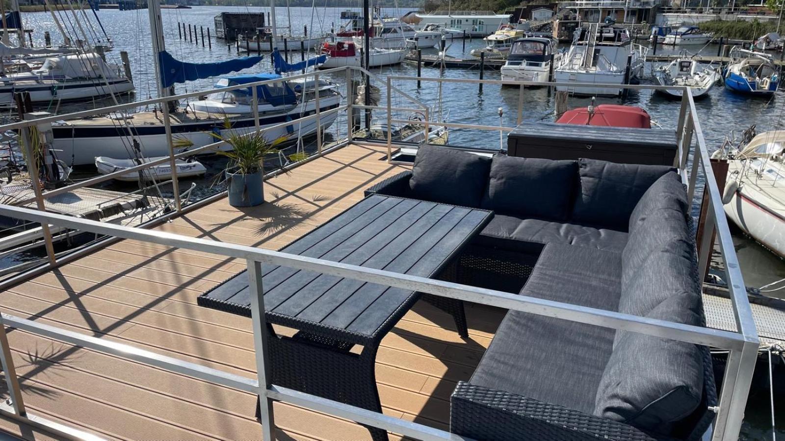 Premium Hausboot Blaue Lagune Lubeck Exterior photo